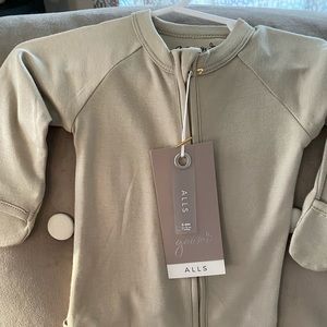 NWT Goumi Kids Sage Footies 3-6mo